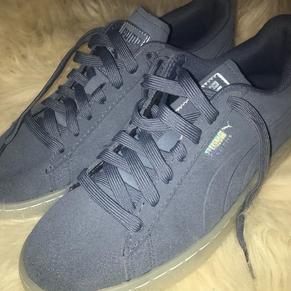 Puma Sneakers